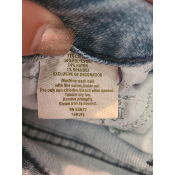 Decree size 3 juniors light wash skinny jeans - Picture 4 of 7